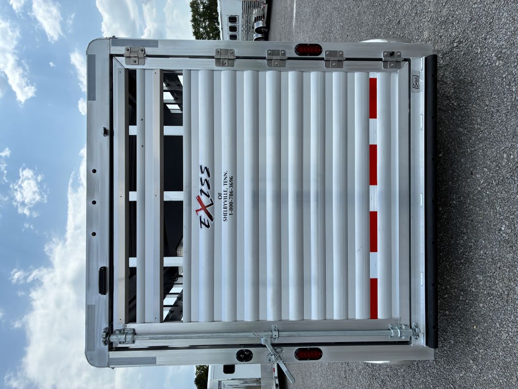 Trailer Photo 16