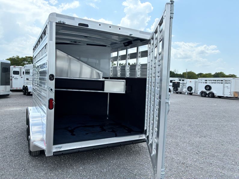 Trailer Photo 19